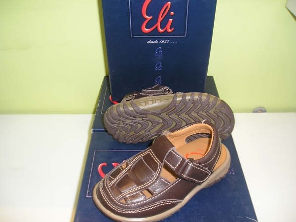 SANDALIA MARRON PIEL
